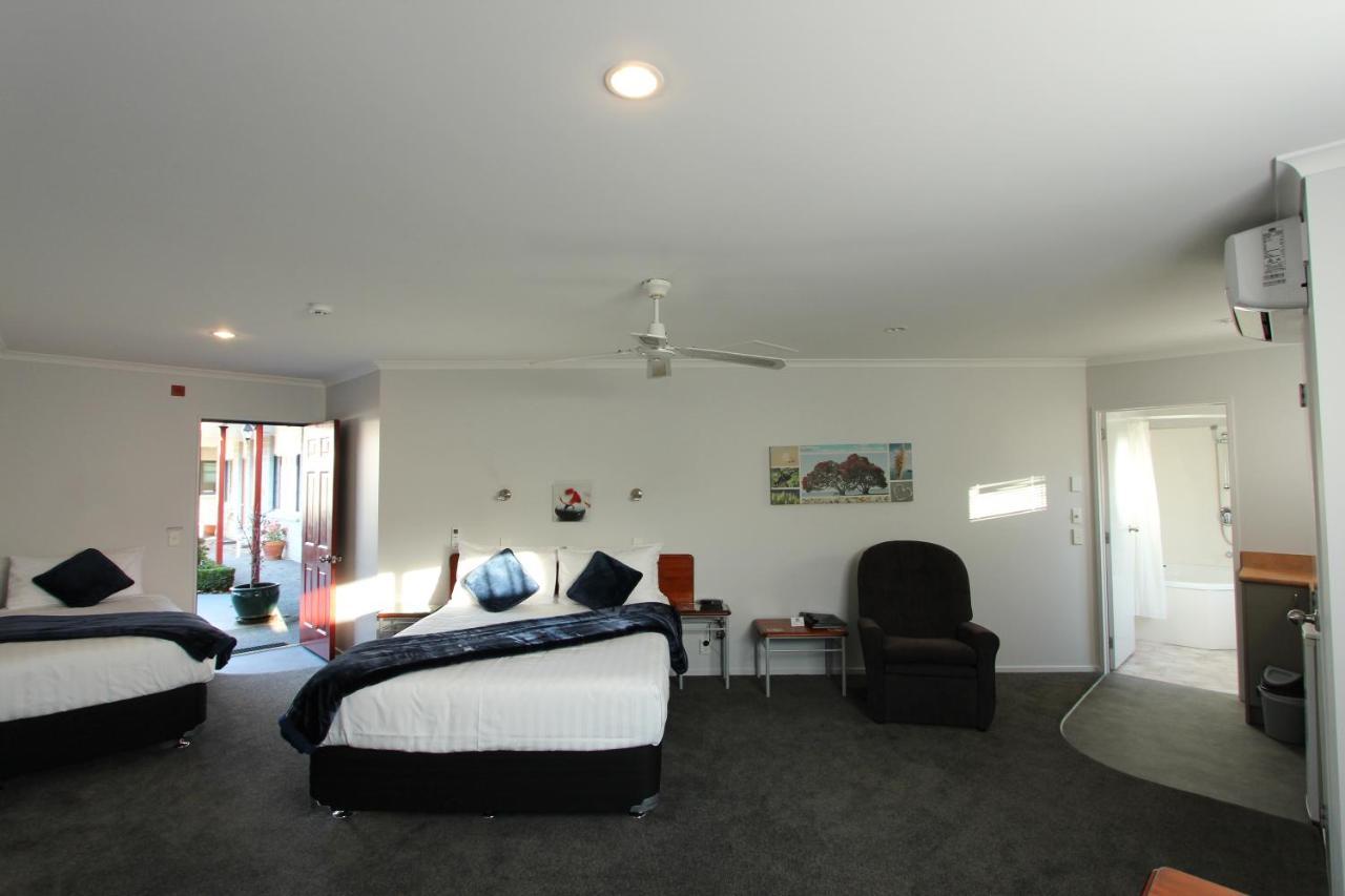 Bk'S Magnolia Motor Lodge Whanganui Kültér fotó